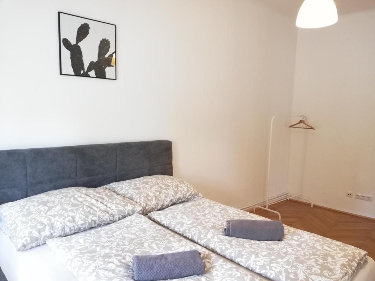 Central Living Apartments - Schoenbrunn Viyana Dış mekan fotoğraf