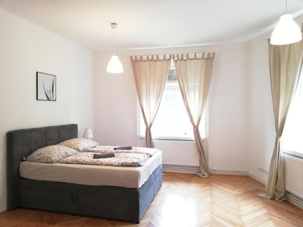 Central Living Apartments - Schoenbrunn Viyana Dış mekan fotoğraf