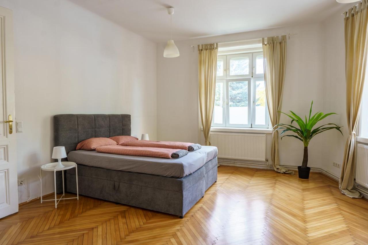 Central Living Apartments - Schoenbrunn Viyana Dış mekan fotoğraf