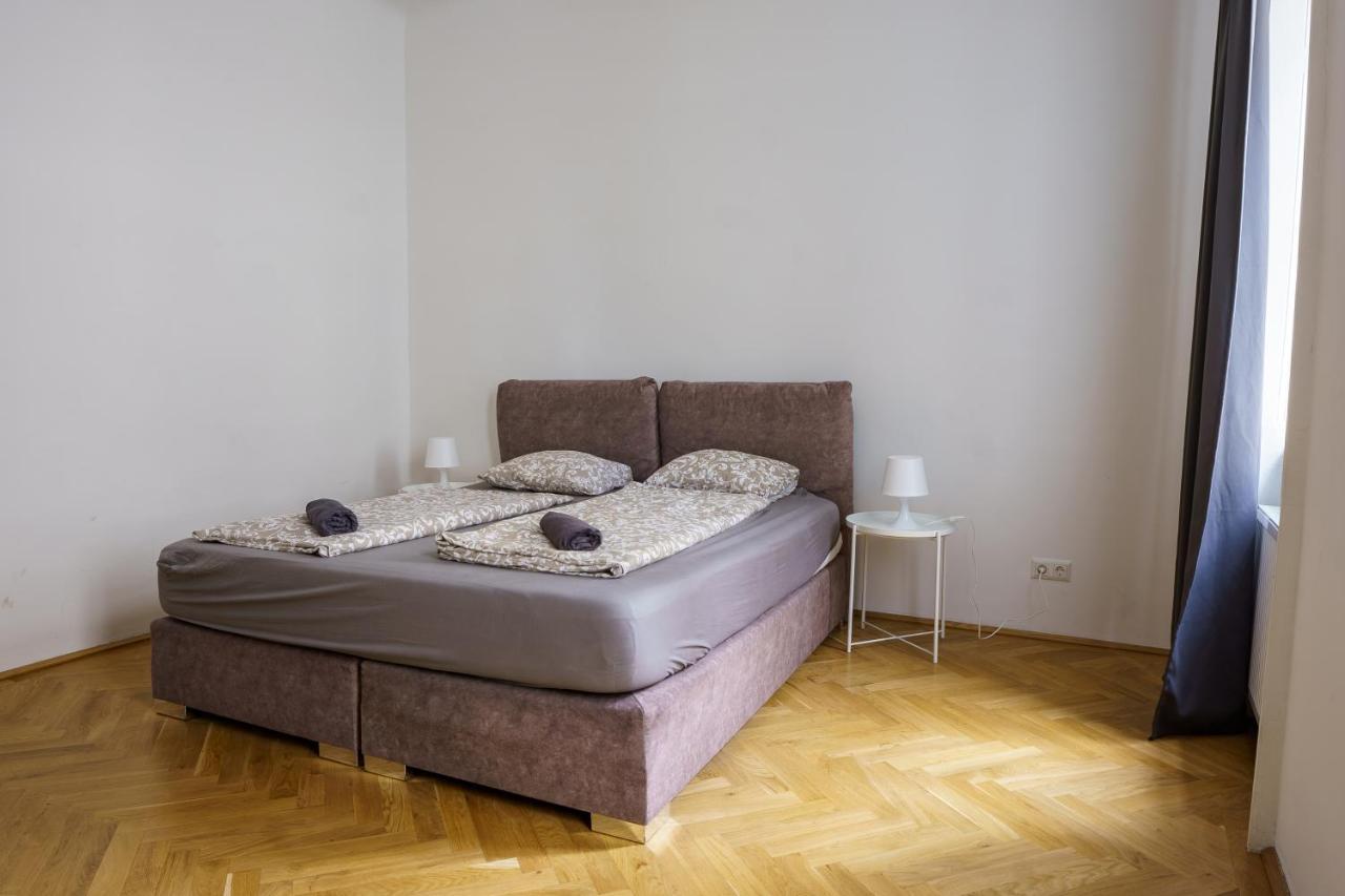 Central Living Apartments - Schoenbrunn Viyana Dış mekan fotoğraf