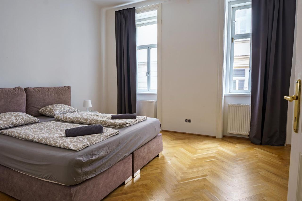 Central Living Apartments - Schoenbrunn Viyana Dış mekan fotoğraf